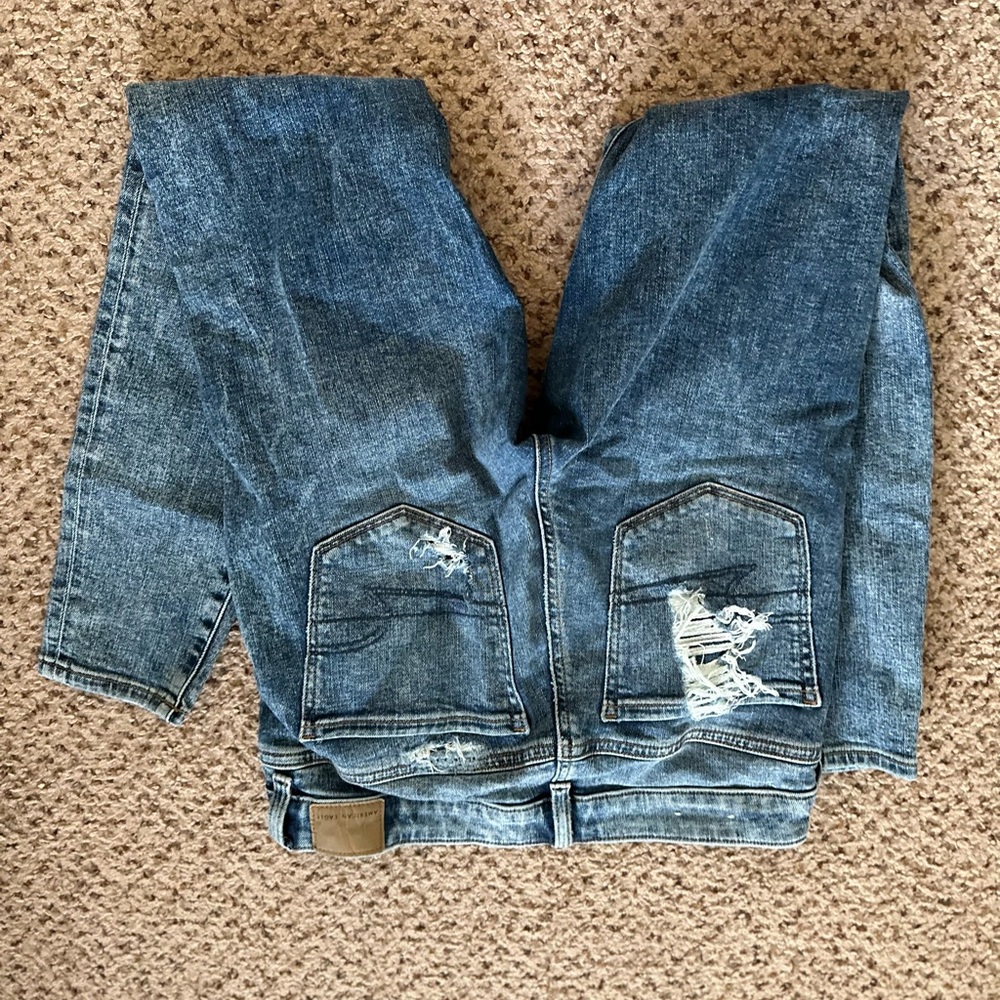 Tons of American eagle jeans